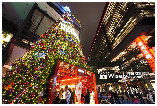 【隨拍】台北信義。捷運市政府站：2013台北國際聖誕城 & Krispy Kreme Doughnuts甜甜圈(台北店)