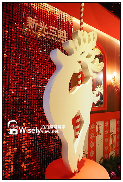 【隨拍】台北信義。捷運市政府站：2013台北國際聖誕城 & Krispy Kreme Doughnuts甜甜圈(台北店)