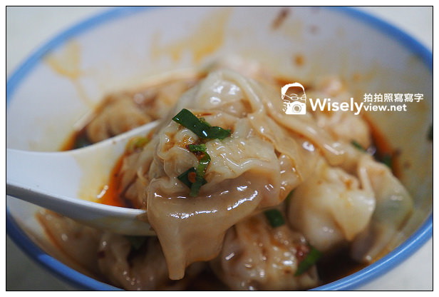 【食記】台北市。大安區:(永康街商圈)小茅屋@舒國治推薦蛋炒飯,位信義線東門站~附記”2013年台灣十大好吃炒飯排名” 【食記】台北市。大安區:(永康街商圈)小茅屋@舒國治推薦蛋炒飯,位信義線東門站~附記”2013年台灣十大好吃炒飯排名”