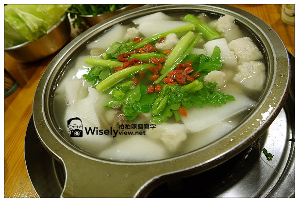 【食記】台北市。中山區：阿財蔬菜羊肉＠湯頭清甜羊肉鮮美，但價格偏高許多