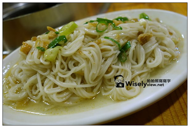 【食記】台北市。中山區：阿財蔬菜羊肉＠湯頭清甜羊肉鮮美，但價格偏高許多