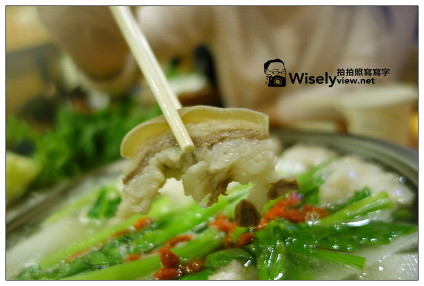 【食記】台北市。中山區：阿財蔬菜羊肉＠湯頭清甜羊肉鮮美，但價格偏高許多