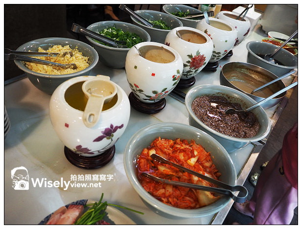 【食記】台北市。信義區：辣中間(信義總店)＠麻辣鴛鴦吃到飽，價位內容還算不錯