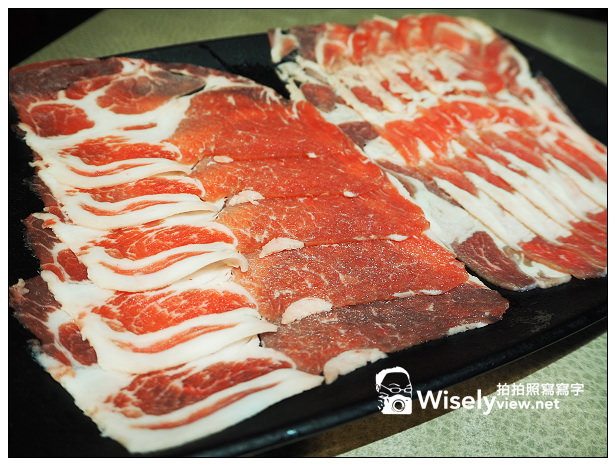 【食記】台北市。信義區：辣中間(信義總店)＠麻辣鴛鴦吃到飽，價位內容還算不錯