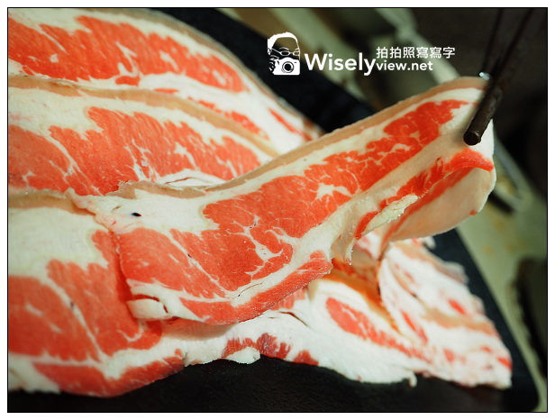【食記】台北市。信義區：辣中間(信義總店)＠麻辣鴛鴦吃到飽，價位內容還算不錯