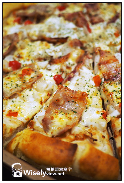 【邀稿】Pizza Hut必勝客-菠蘿芝心比薩:炙燒松阪@台灣限定的特色口味,符合在地喜好 【邀稿】Pizza Hut必勝客-菠蘿芝心比薩:炙燒松阪@台灣限定的特色口味,符合在地喜好
