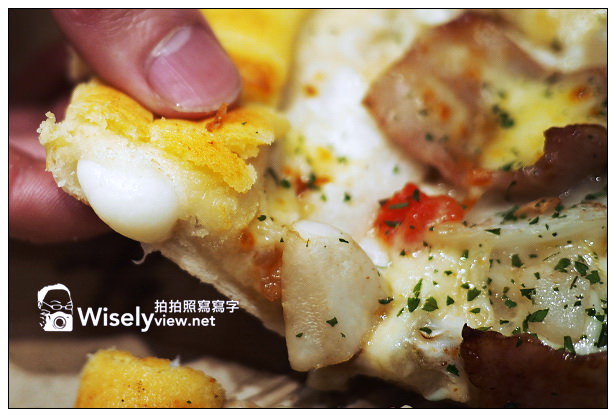 【邀稿】Pizza Hut必勝客-菠蘿芝心比薩:炙燒松阪@台灣限定的特色口味,符合在地喜好 【邀稿】Pizza Hut必勝客-菠蘿芝心比薩:炙燒松阪@台灣限定的特色口味,符合在地喜好