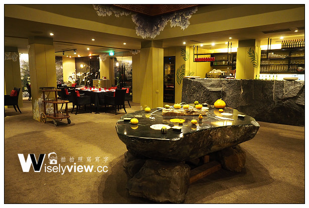 【住宿】台北市。北投區：9PLUS荷豐溫泉會館＠位銀光巷的中式東方風呂