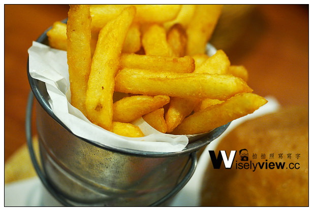 【食記】台北市。大安區：鄰居家NEXT DOOR＠永康街美式漢堡早午餐，CP值偏低