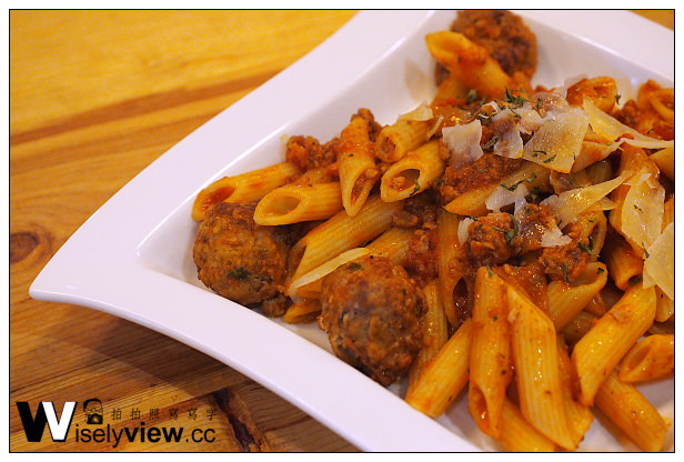 【食記】台北市。大安區：Panos Café (杭州店)＠比利時連鎖咖啡店，價格平實24H不打烊