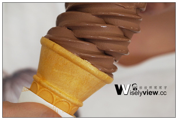 【食記】心得。連鎖超商巧克力霜淇淋比較懶人包：7-11、義美&IKEA(價格味道評比)