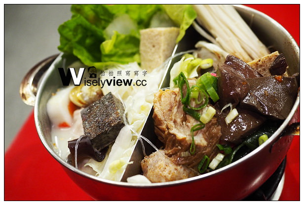 【食記】新北市。新店區：老先覺麻辣窯燒鍋＠平價連鎖品牌，胡麻鍋味道還不錯