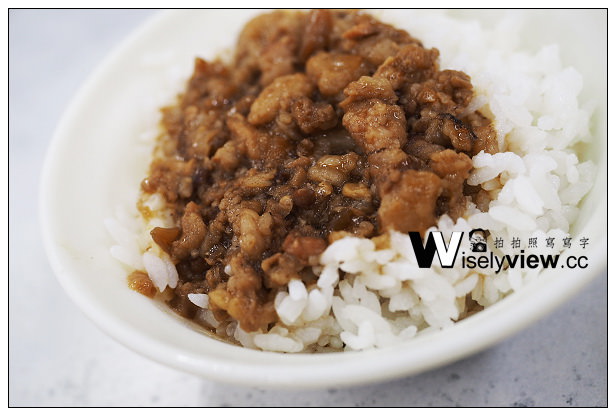 【食記】新北市。板橋區：裕民街夜市小吃＠阿益魯肉飯、(陽明街)嘉義粉條冰