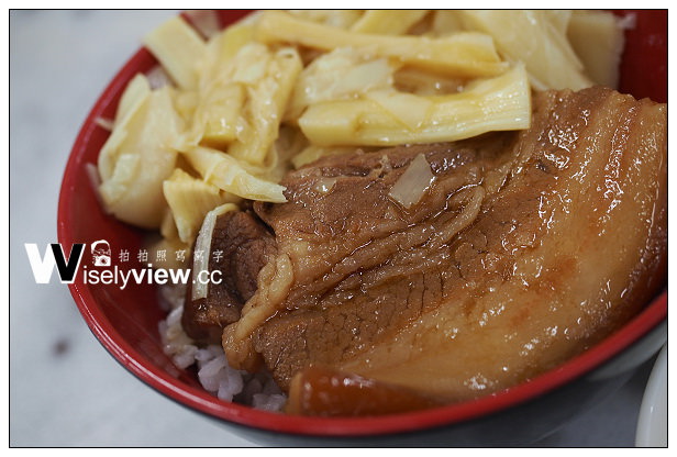【食記】新北市。板橋區：裕民街夜市小吃＠阿益魯肉飯、(陽明街)嘉義粉條冰