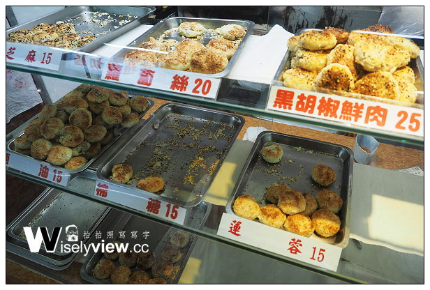【食記】台北市。大安區：信維市場小吃＠東家美食館(炒飯)、陳家重酥蟹殼黃、102Coffee(手搖茶)