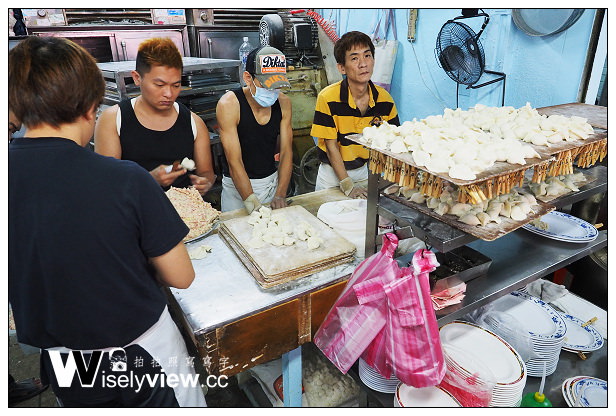 台北中正 徠徠水餃︱南機場夜市超人氣必吃美食，深夜人氣宵夜