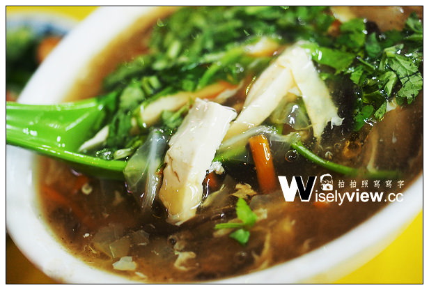 台北中正 徠徠水餃︱南機場夜市超人氣必吃美食，深夜人氣宵夜