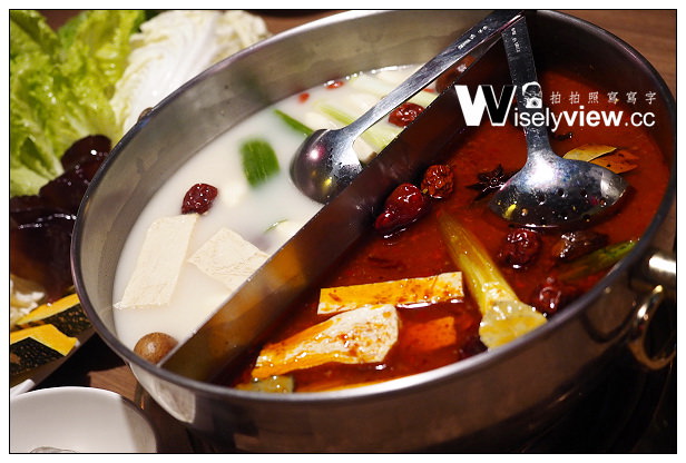 【食記】台北市。松山區：畏公長生麻辣鍋＠味道溫和環境復古，台北小巨蛋正對面