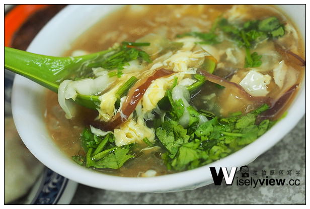 【食記】台北市。中正區：南機場夜市＠秀昌水餃～韮黃豬肉內饀口味