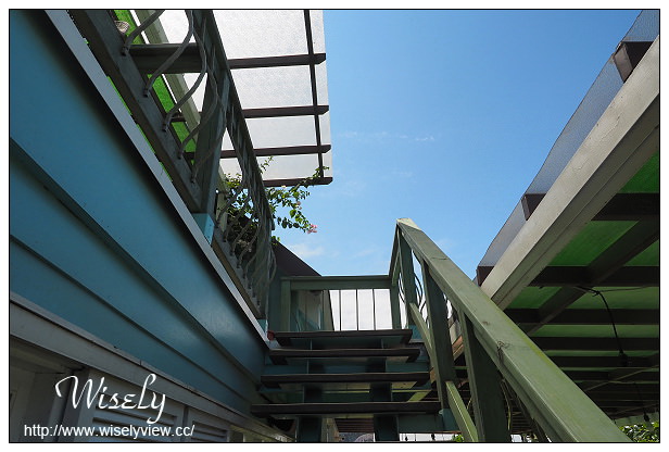 【食記】宜蘭縣。冬山鄉：71°N庭園咖啡＠夢幻土耳其藍歐風鄉村小屋～親子友善餐廳