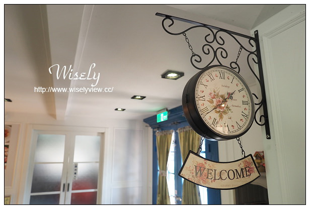 【食記】宜蘭縣。冬山鄉：71°N庭園咖啡＠夢幻土耳其藍歐風鄉村小屋～親子友善餐廳