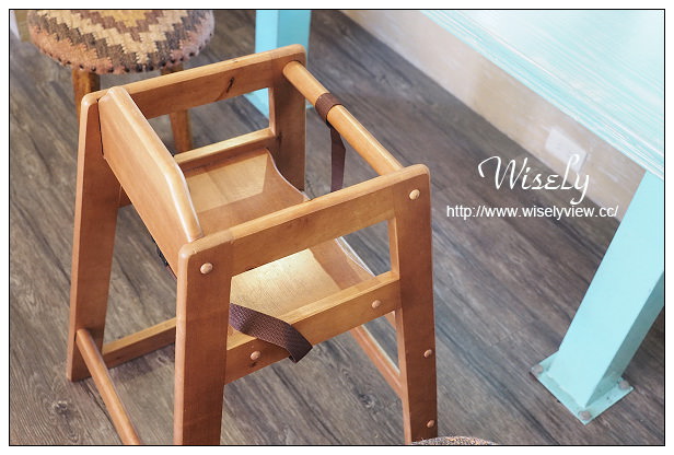 【食記】宜蘭縣。冬山鄉：71°N庭園咖啡＠夢幻土耳其藍歐風鄉村小屋～親子友善餐廳