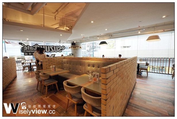 【旅行】香港。上環：無限極廣場@鈴木咖啡館Suzuki Cafe Company～俯看車水馬龍景色