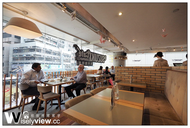 【旅行】香港。上環：無限極廣場@鈴木咖啡館Suzuki Cafe Company～俯看車水馬龍景色