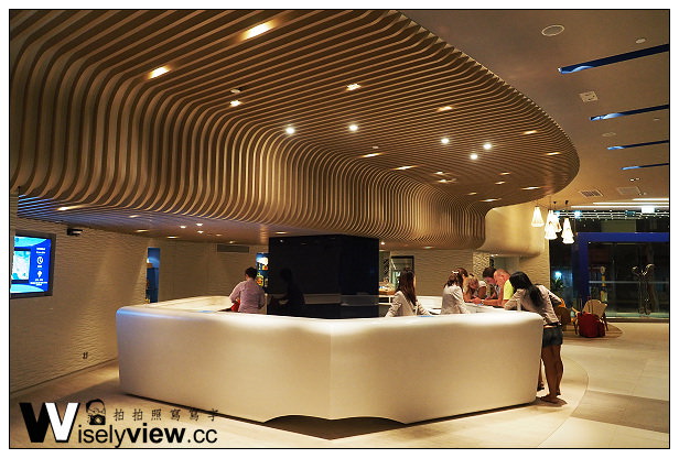 【旅行】香港。灣仔：香港邀舍衛蘭軒＠港鐵金鐘站與灣仔站中心點的設計旅店