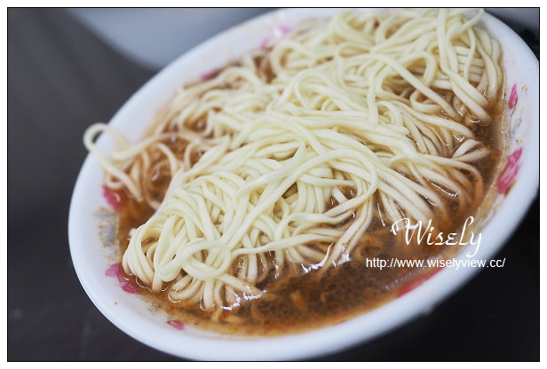 宜蘭東門夜市 大麵章︱老字號麻醬麵與魚丸餛飩湯