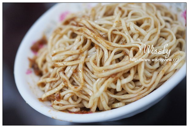 宜蘭東門夜市 大麵章︱老字號麻醬麵與魚丸餛飩湯