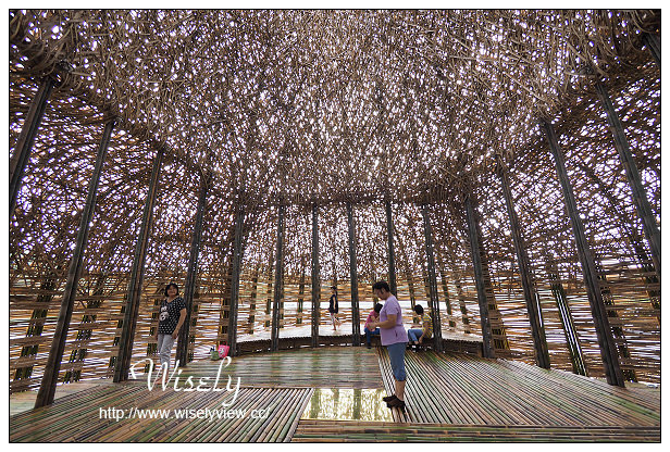 【遊記】台北市。內湖區：碧湖公園＆碧湖織屋＠竹編特色城堡，夜間光影更夢幻