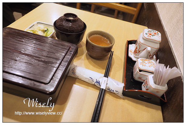 【食記】台北市。中山區：鰻料理-京都屋＠土用丑之日嚐慢火炭烤的鰻魚美味