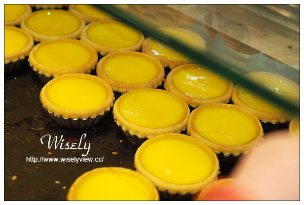 【旅行】香港。中環：泰昌餅家(蛋塔)＠香港必吃美食，鄰近閣麟街附近