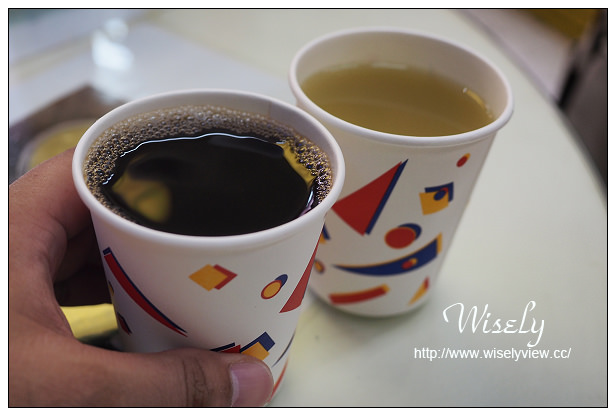 【旅行】香港。上環：公利真料竹蔗水＠百年唐樓老鋪店家，來港必嚐的老味道