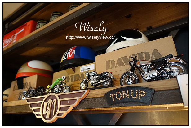 【食記】台北市。中山區：Ton Up Café＠60’s年代英式重型機車復古主題餐廳
