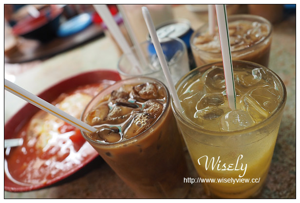 【旅行】香港。中環：勝香園＠必吃大排擋美食～蕃茄鮮牛麵、檸蜜脆脆與咸檸七