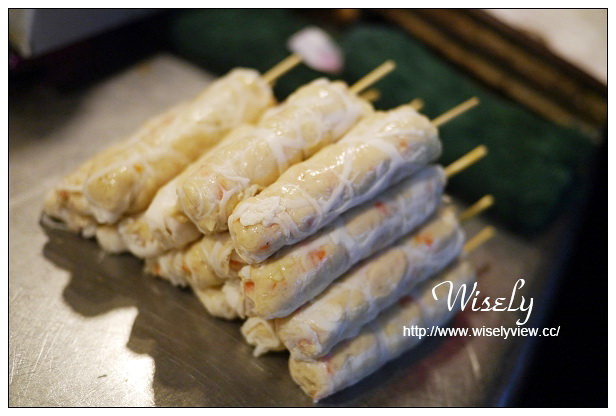 宜蘭 羅東夜市︱華記龍鳳腿、玉本鋪三星蔥餅、阿雪果汁吧、烤肉風味