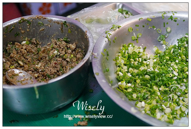 宜蘭 羅東夜市︱華記龍鳳腿、玉本鋪三星蔥餅、阿雪果汁吧、烤肉風味