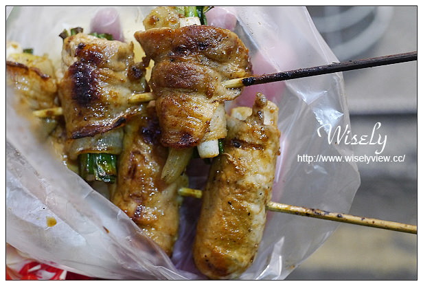 宜蘭 羅東夜市︱華記龍鳳腿、玉本鋪三星蔥餅、阿雪果汁吧、烤肉風味