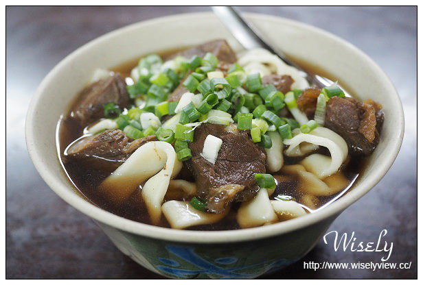 台北萬華 富宏牛肉麵︱西門町原建宏牛肉麵正宗經營，24小時不打烊