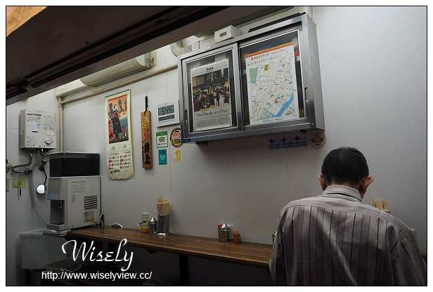 【旅行】2014日本。東京:築地市場美食-井上中華拉麵@熱門人氣排隊立吞美食 【旅行】2014日本。東京:築地市場美食-井上中華拉麵@熱門人氣排隊立吞美食