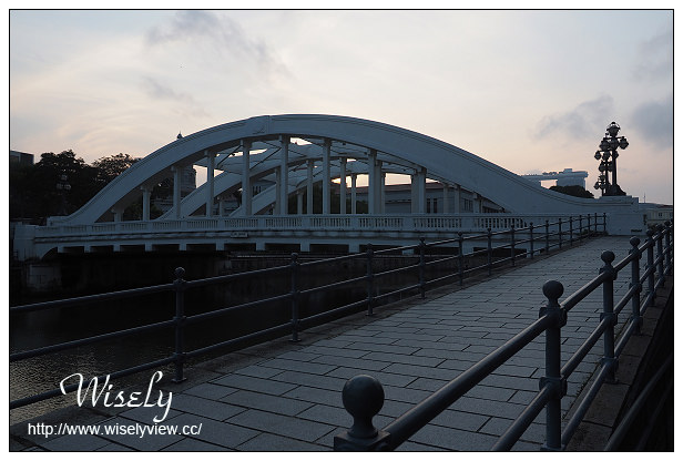 【旅行】2014新加坡。自由行景點隨拍：克拉碼頭、佛萊士雕像鐘樓、加文納橋、魚尾獅公園