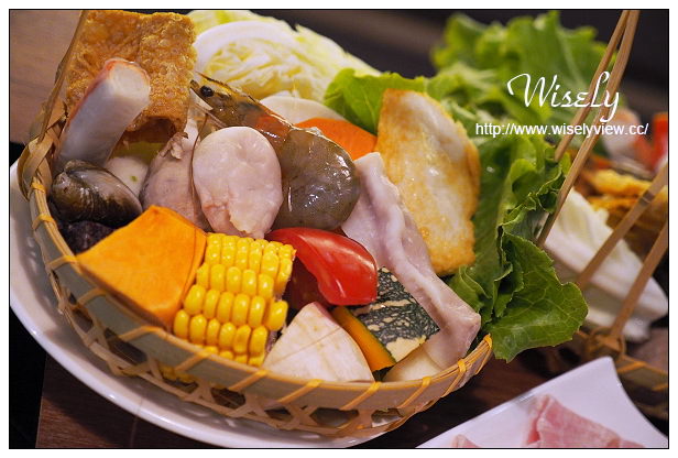 【食記】台北信義。捷運市政府站：秋豆溢日式鍋物專門店(已遷址)＠料好平價環境優，松菸文創巨蛋旁