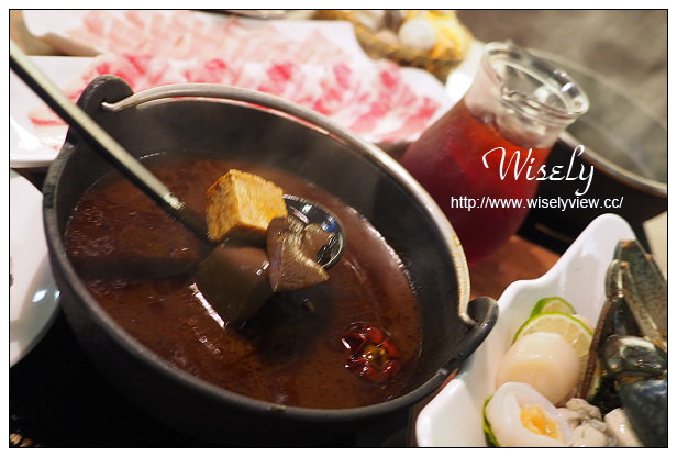 【食記】台北信義。捷運市政府站：秋豆溢日式鍋物專門店(已遷址)＠料好平價環境優，松菸文創巨蛋旁