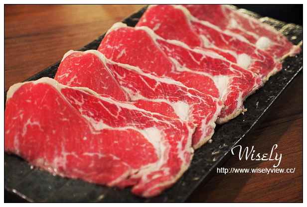 【食記】台北信義。捷運市政府站：秋豆溢日式鍋物專門店(已遷址)＠料好平價環境優，松菸文創巨蛋旁