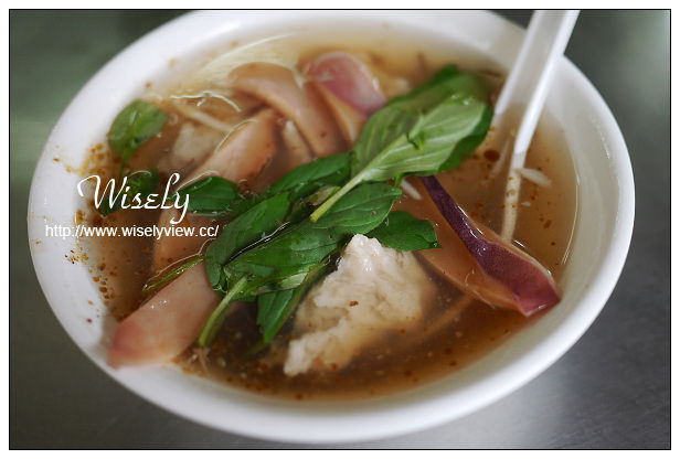 【食記】台北市。中山區：捷運雙連站美食＠企鵝文肉羹店～就連炒米粉也美味
