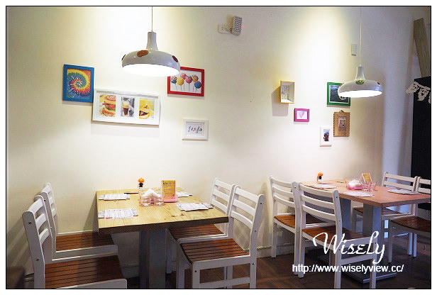 【食記】台北信義。捷運市政府站：疊疊樂鬆餅三明治(松菸店)＠童趣壁畫下午茶～捷運市政府站美食