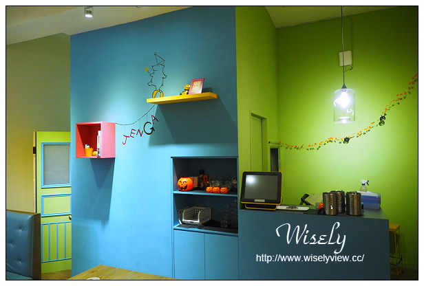 【食記】台北信義。捷運市政府站：疊疊樂鬆餅三明治(松菸店)＠童趣壁畫下午茶～捷運市政府站美食