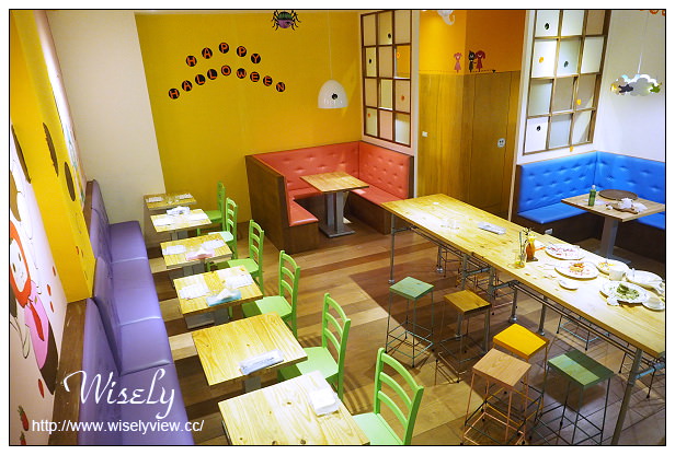 【食記】台北信義。捷運市政府站：疊疊樂鬆餅三明治(松菸店)＠童趣壁畫下午茶～捷運市政府站美食